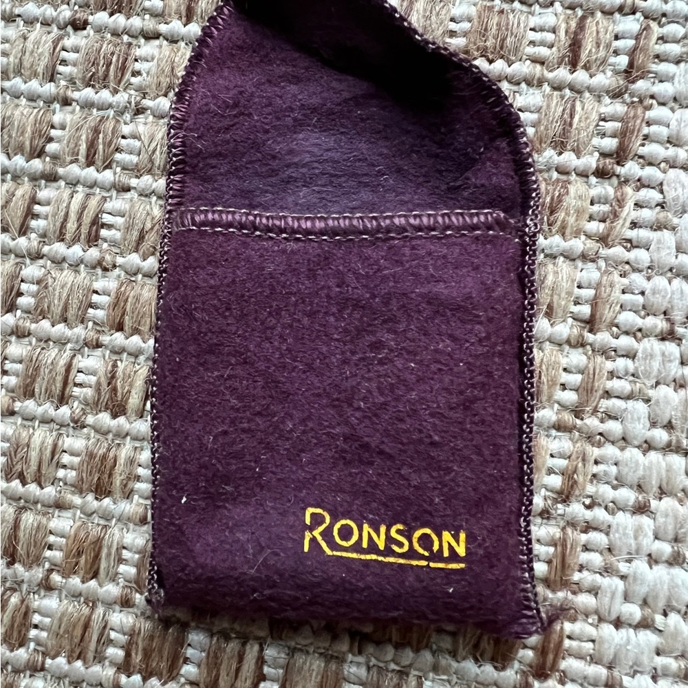 Vintage Ronson Lighter - Picture 2 of 8